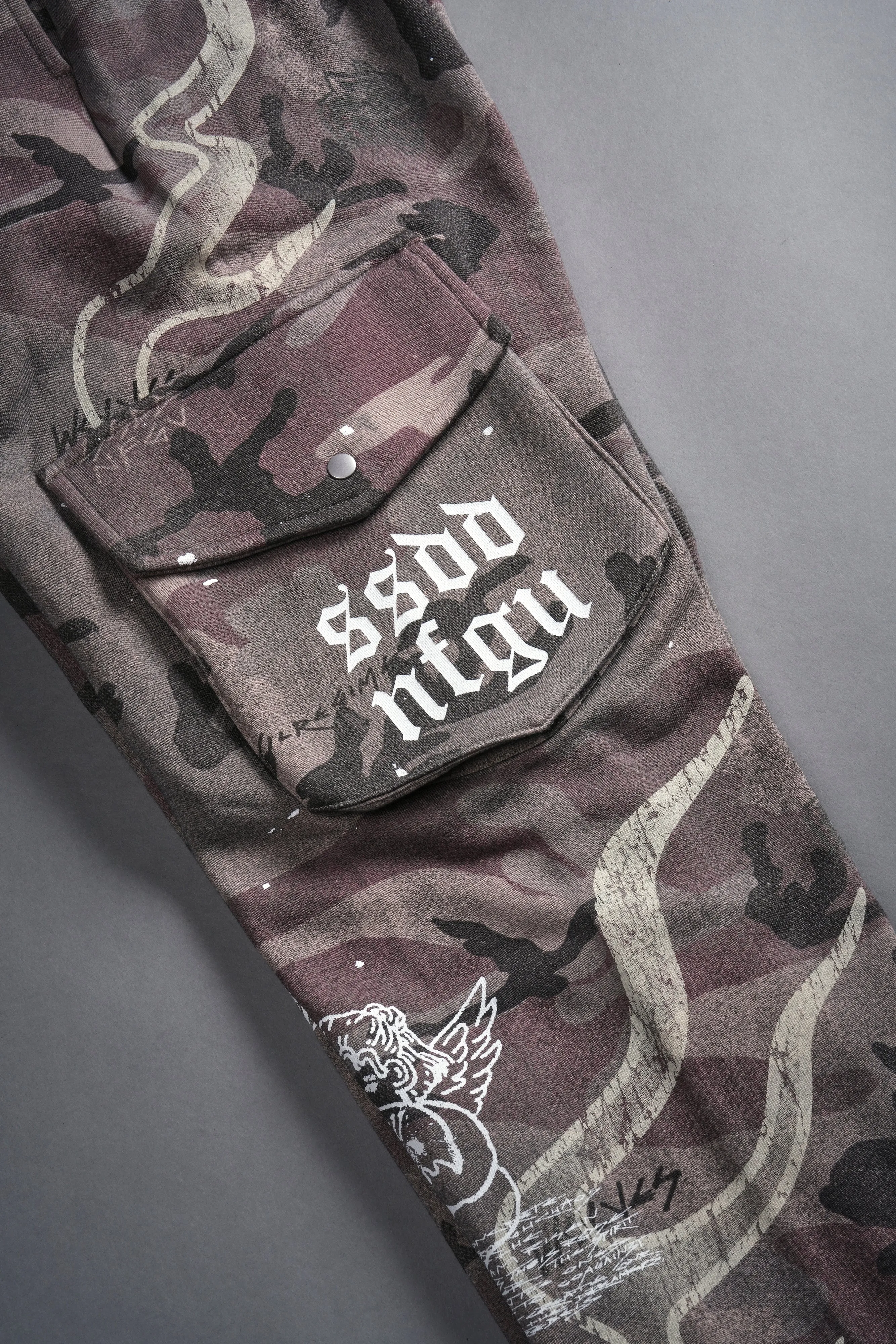 Infernal Bloom Bigelow Cargo Sweat Pants in Blooming Woodland Camo